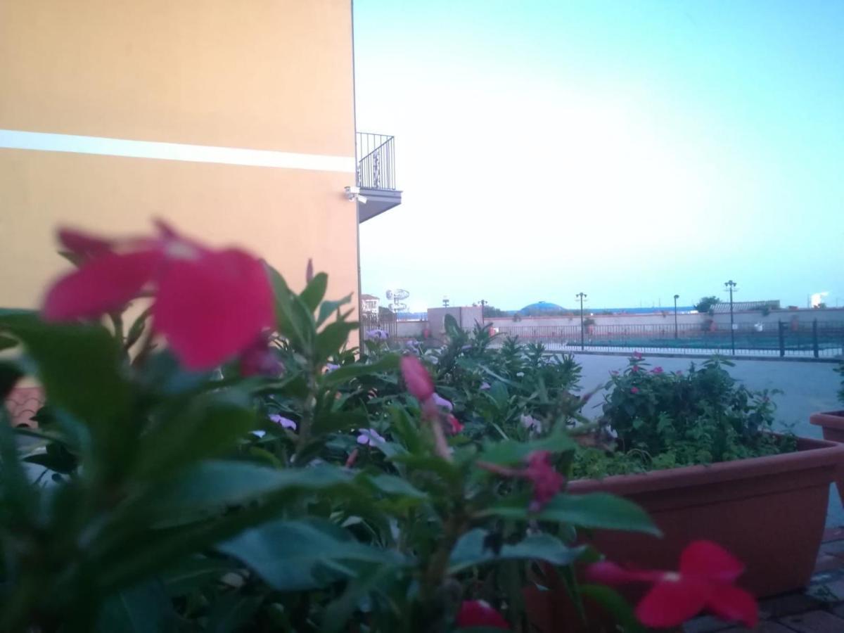 サン・ジョヴァンニ・ラ・プンタ I Colori Dell'Etna Bed & Breakfast エクステリア 写真